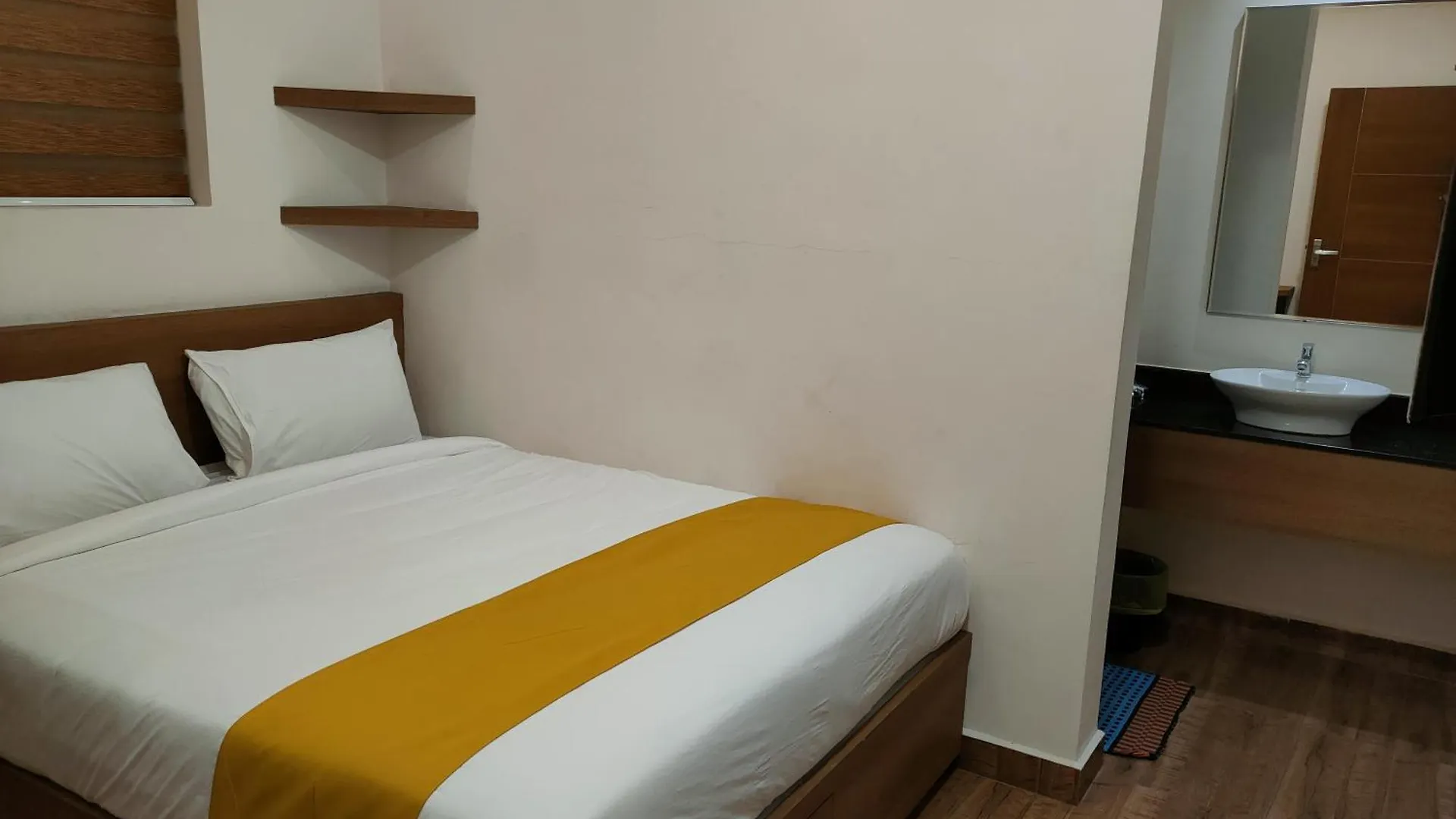 Medley Regency Hotel Palakkad